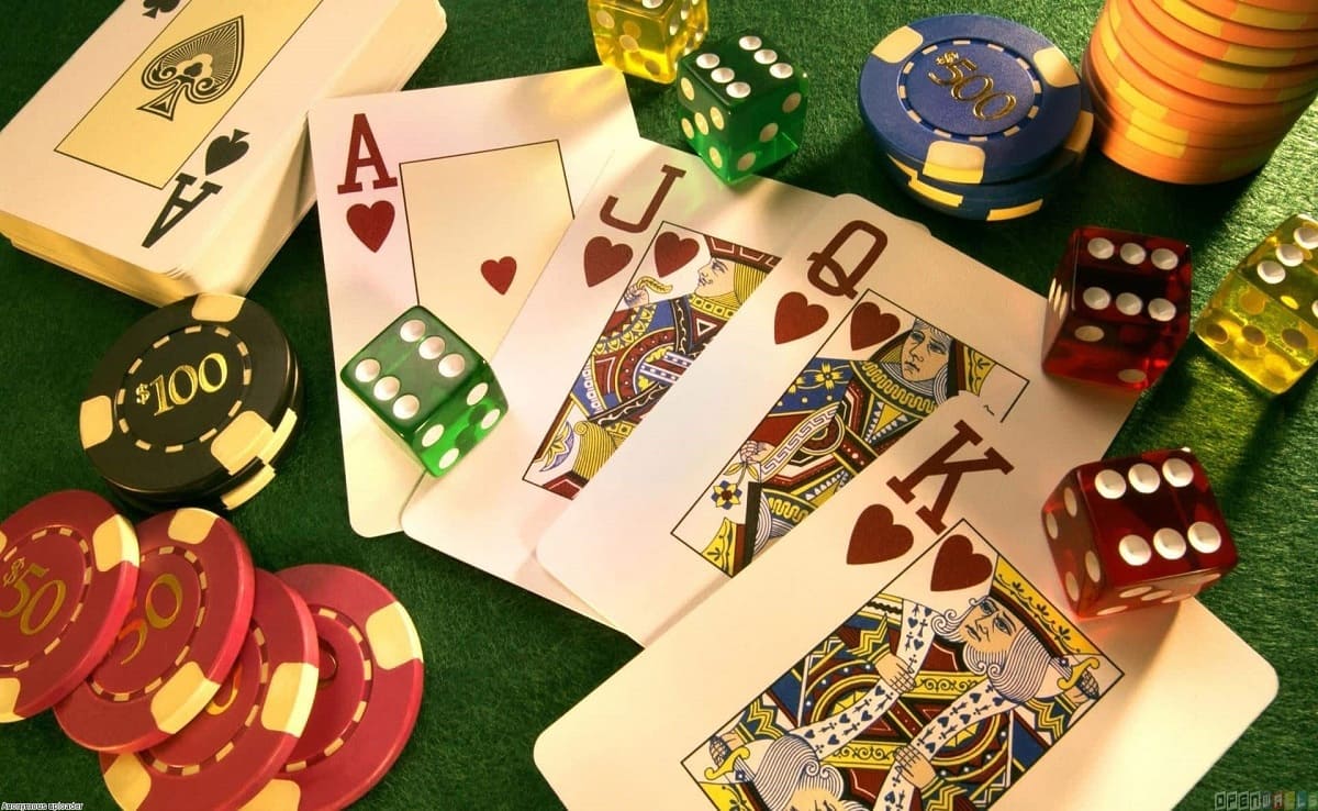 Разновидности покера: омаха, семикарточный стад и др.